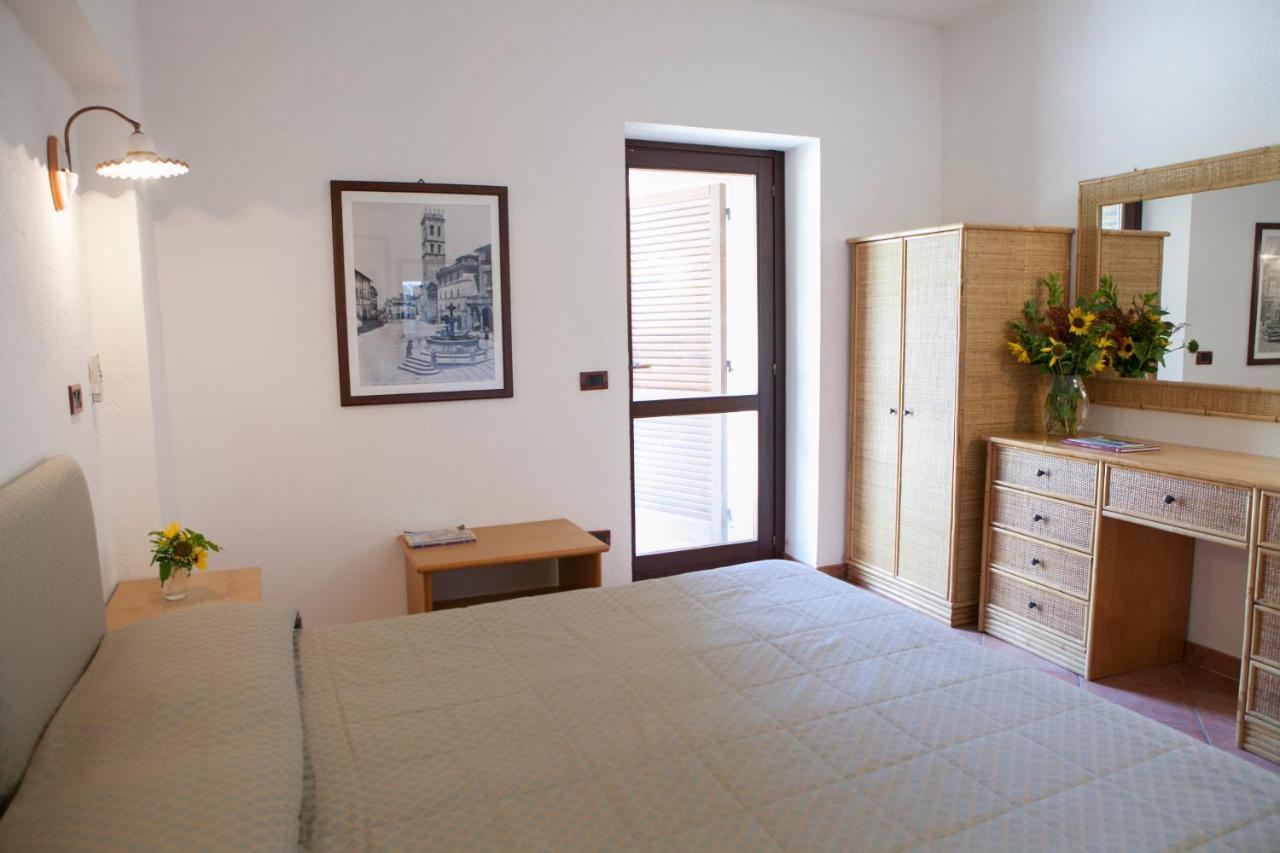 אסיסי Country House Tre Esse מראה חיצוני תמונה